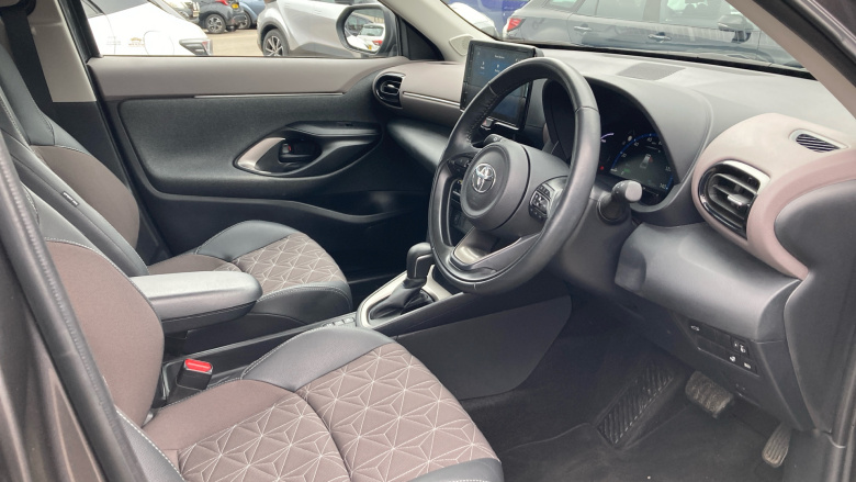 Toyota Yaris Cross 1.5 Hybrid Excel 5dr CVT Hybrid Estate